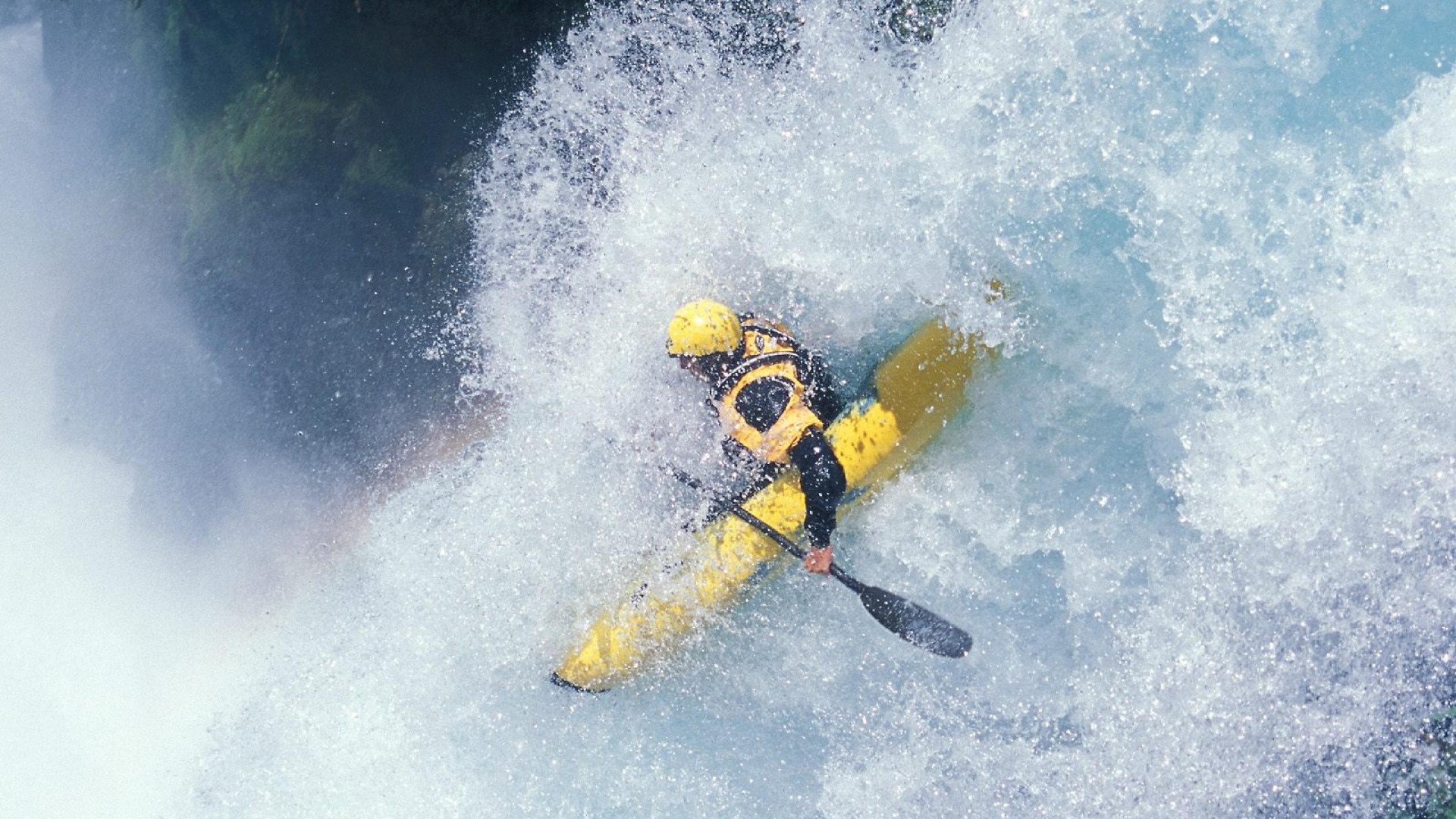 女子马拉松纪录被刷新，选手创造历史时刻，女子马拉松比赛