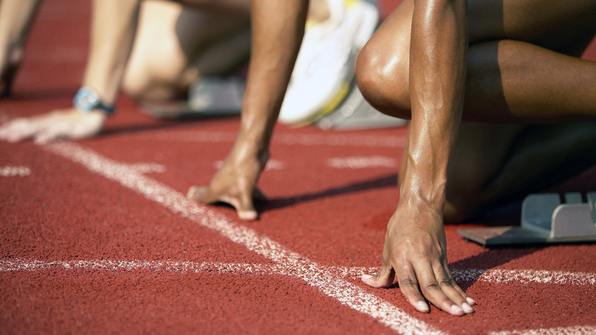 英超终极较量：冠军悬念持续升温，英超争冠